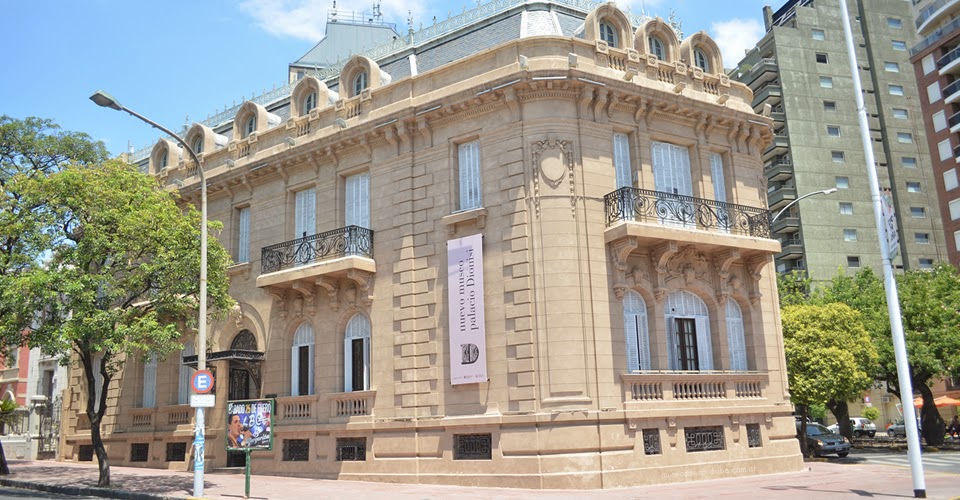Fachada del Museo Palacio Dionisi